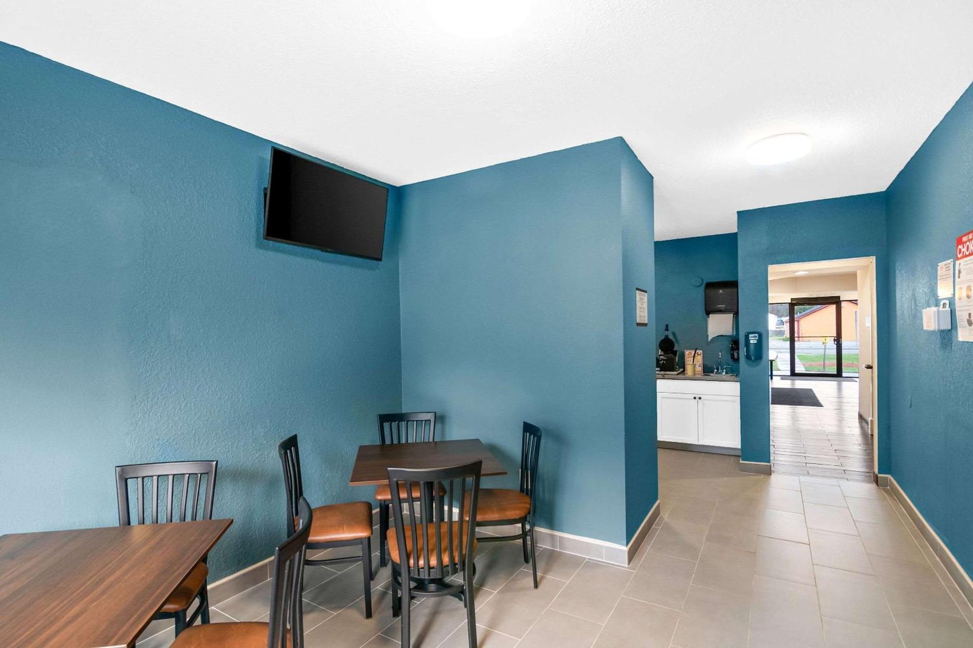 Quality Inn Queensbury Bagian luar foto