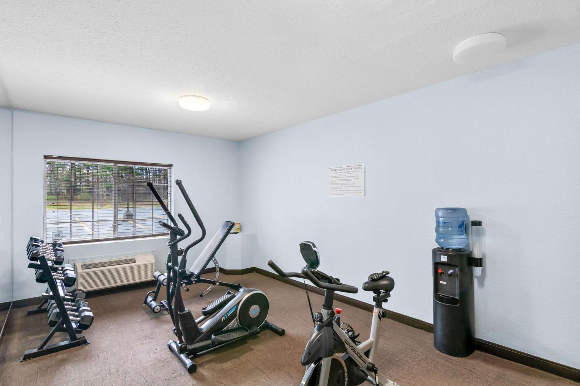 Quality Inn Queensbury Bagian luar foto