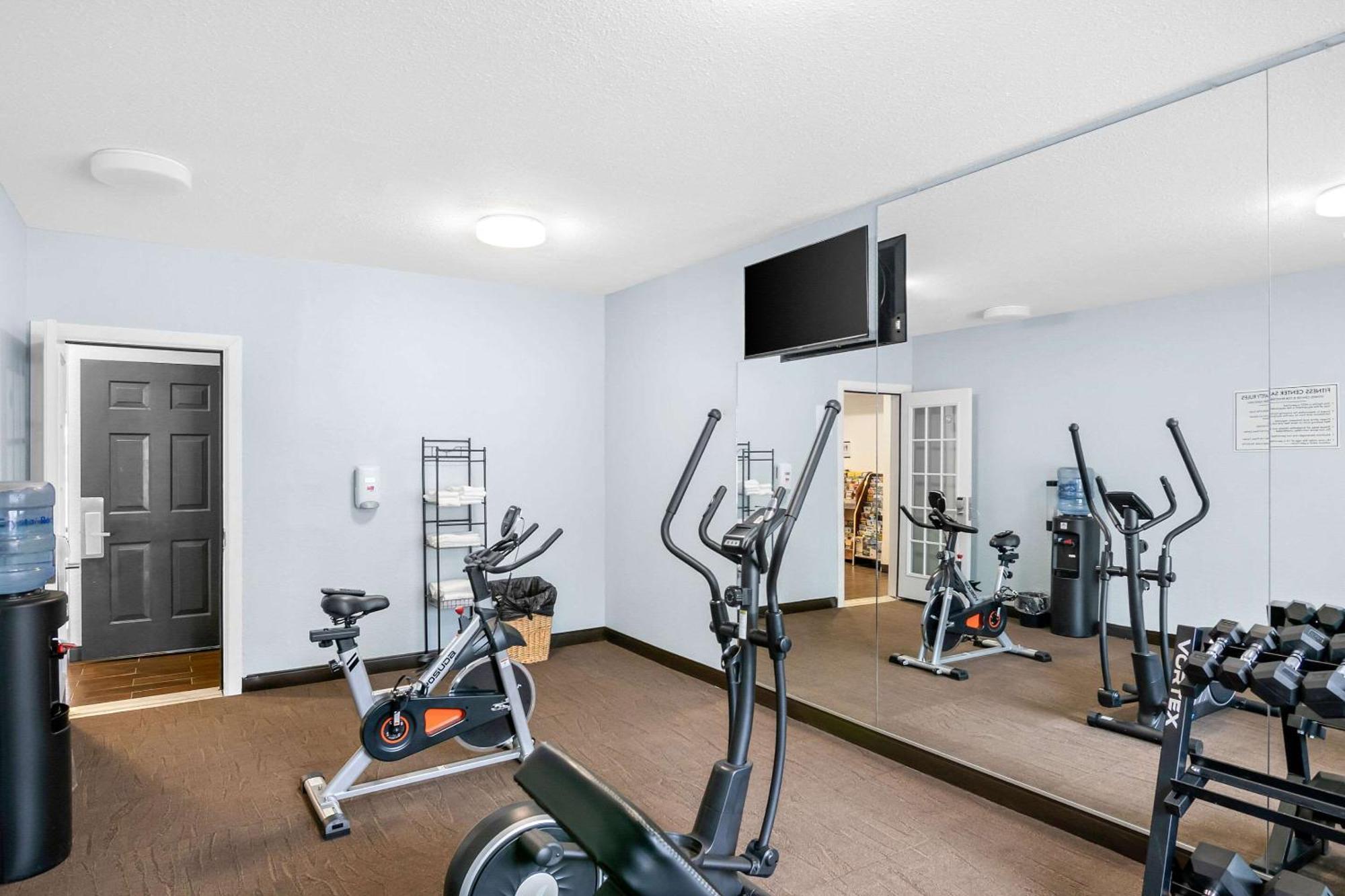 Quality Inn Queensbury Bagian luar foto
