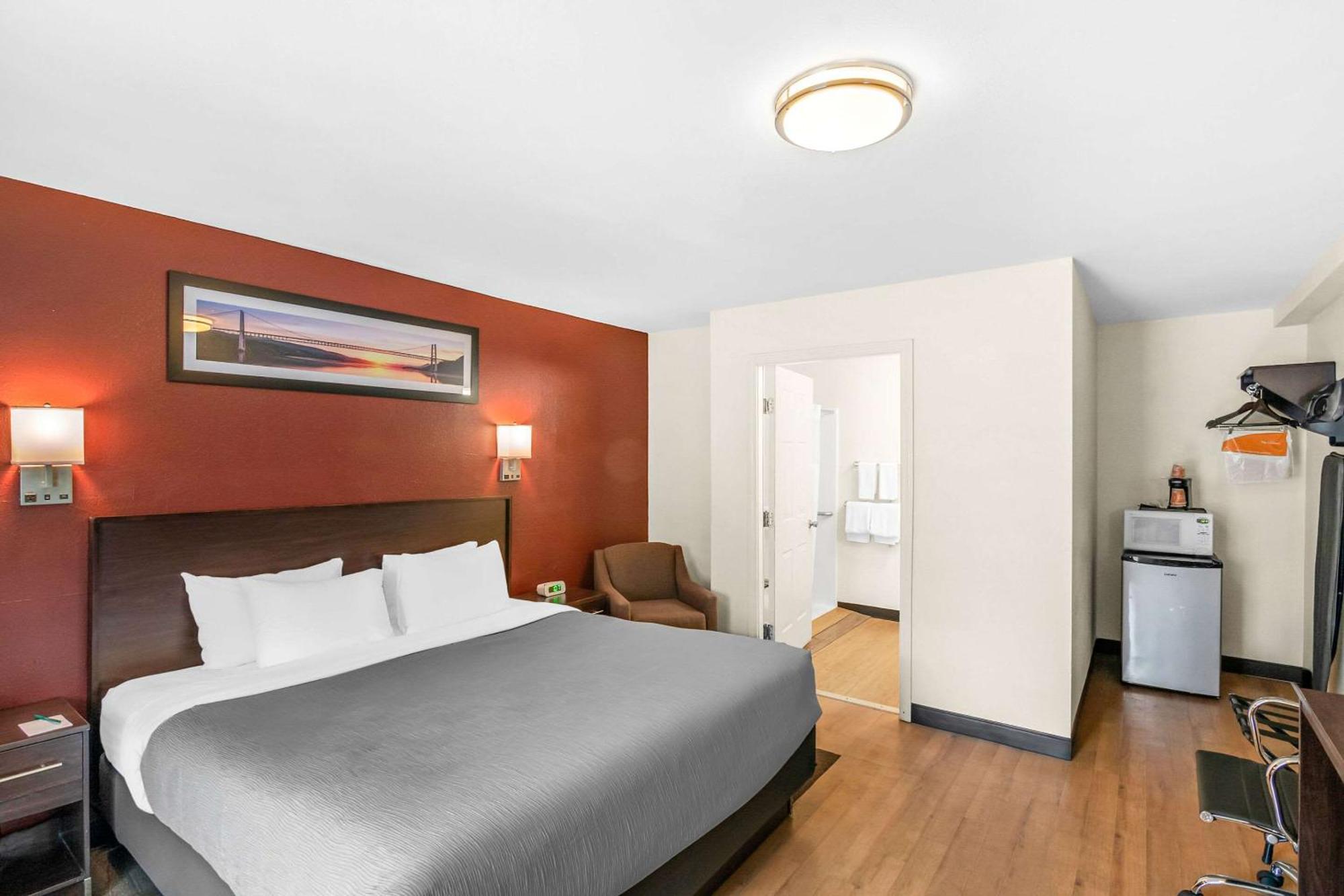 Quality Inn Queensbury Bagian luar foto